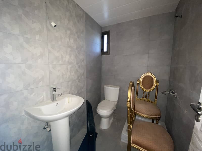 RWK256GZ - Apartment For Sale in Rayfoun - شقة للبيع في ريفون 7