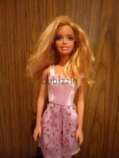 Barbie Mattel 2000 dressed barely used Still good doll=12$ 0