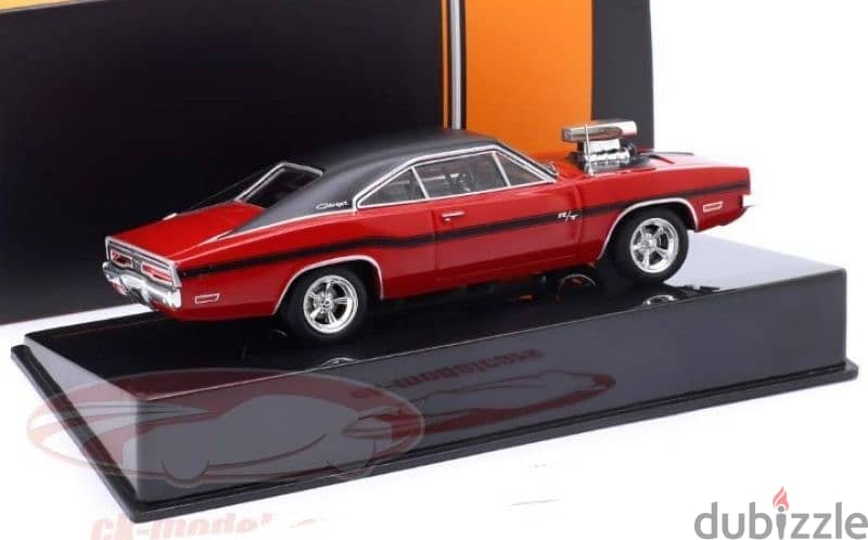 Dodge Charger R/T (1970) diecast car model 1;43 4