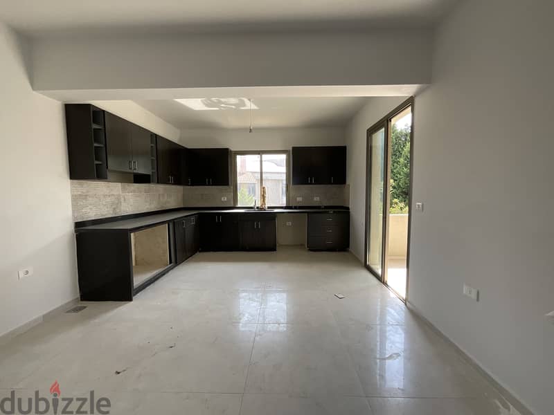 RWB153AH - Apartment for rent in Jeddayel Jbeil  شقة للإيجار في جبيل 13