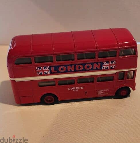 Metal London bus diecast by Welly 12cm 1
