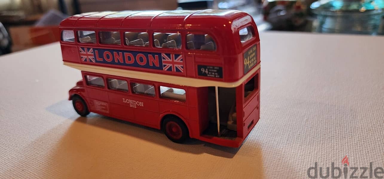 Metal London bus diecast by Welly 12cm 4