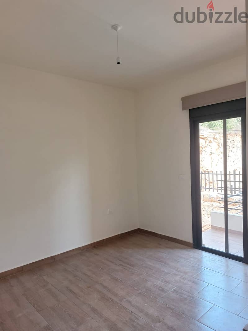 Duplex Apartment in Baabdat, Sfeila - شقة دوبلكس للبيع في بعبدات 10