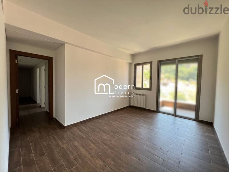 215 Sqm - Mtayleb - Apartment For Rent 7