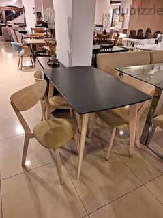 Kitchen table with 4 chairs 0