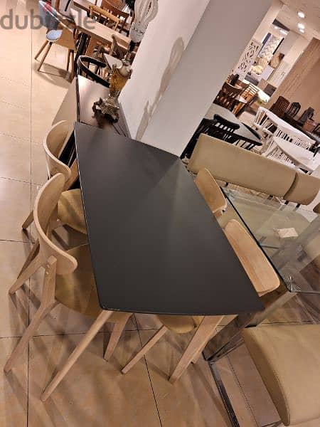 Kitchen table with 4 chairs 1
