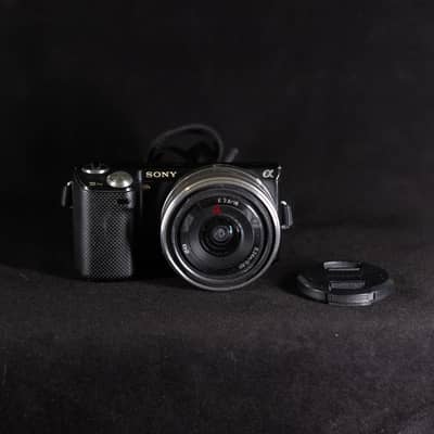 Sony Alpha Nex5n with 1 Lense and more (full kit)