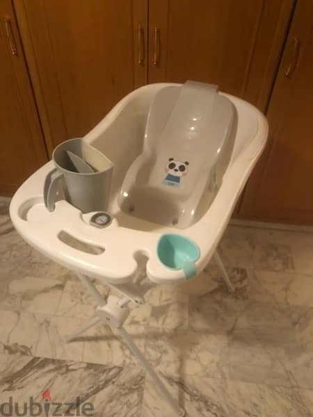 baby bath tub with stand support and new born seat 7