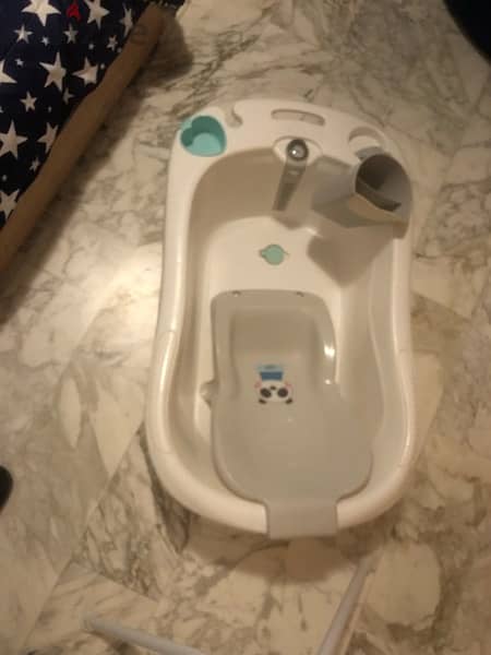 baby bath tub with stand support and new born seat 9