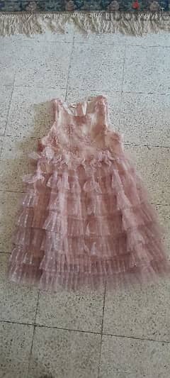 Dress for girls. Size 5 to 6