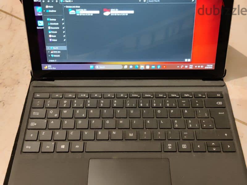 Microsoft surface  pro 4 2