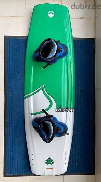Wakeboard with bindings and cover 11