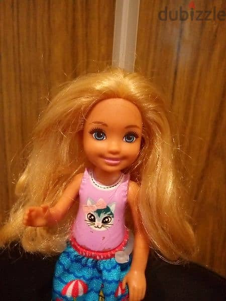 CHELSEA CLUB Barbie SMALLER SISTER Mattel wearing +shoes great doll 2