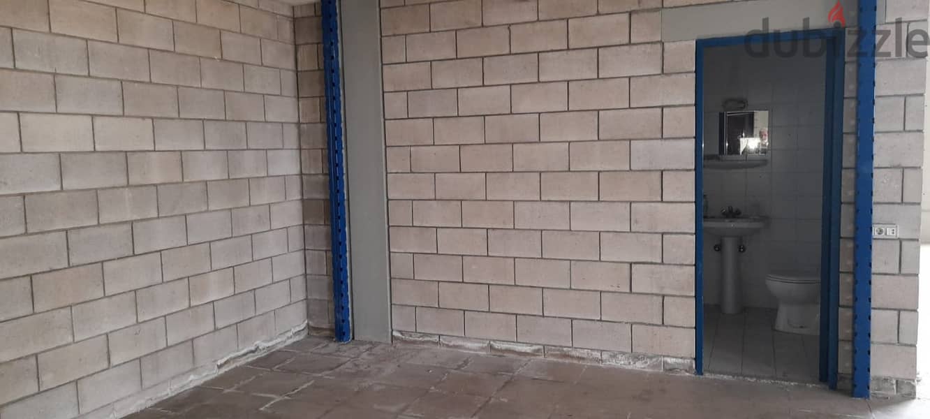 2.200 Sqm | Prime Location Shpwroom For Rent In Hadath 9