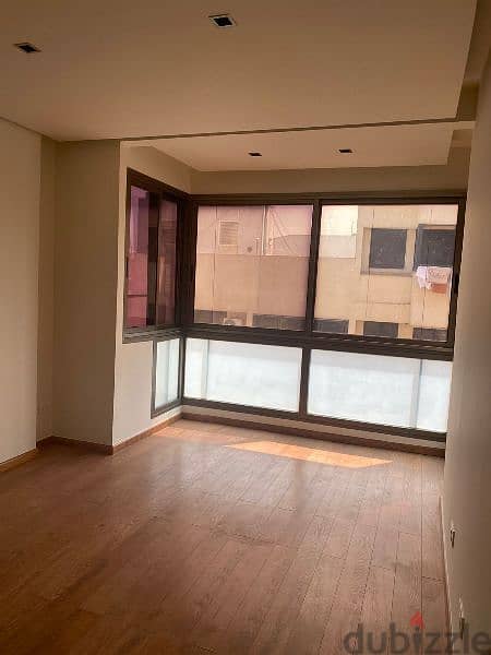 Apartment for sale in beirut tallet el Khayat/ شقة للبيع في تلة الخياط 4
