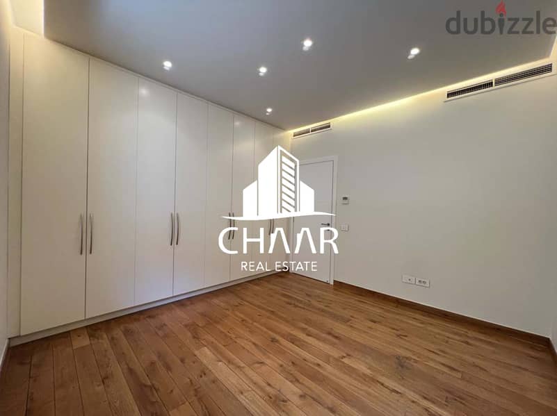 R1332 Luxurious Apartment for Rent in Achrafieh 3