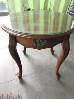 طاولة مستوردة -fine wooden tables