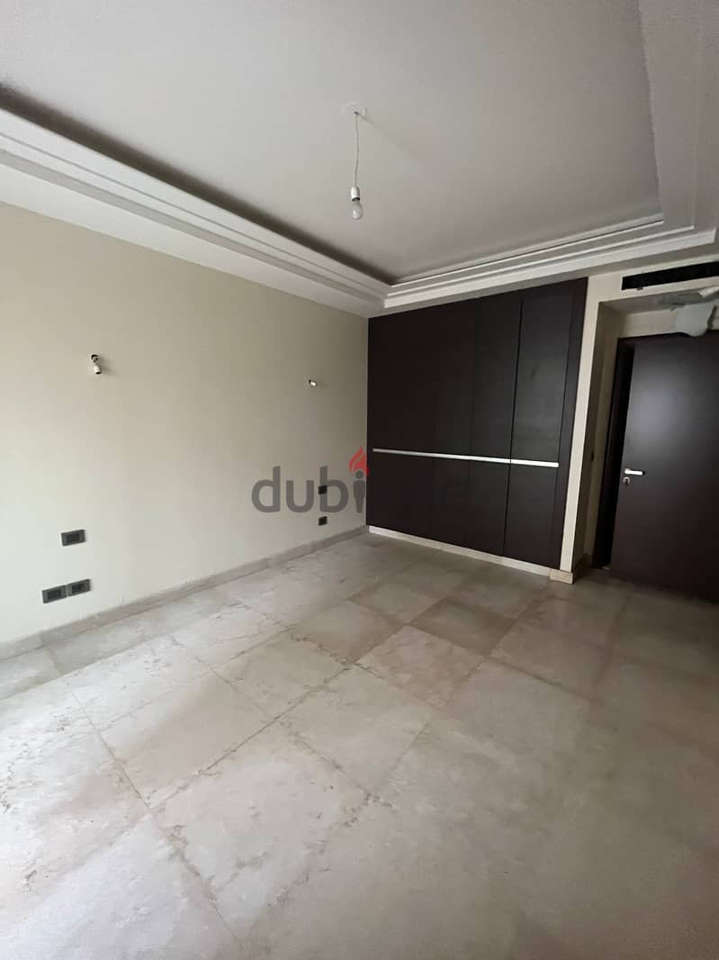 Full View apartment for sale in Mazraa شقة كاملة للبيع في المزرعة 9