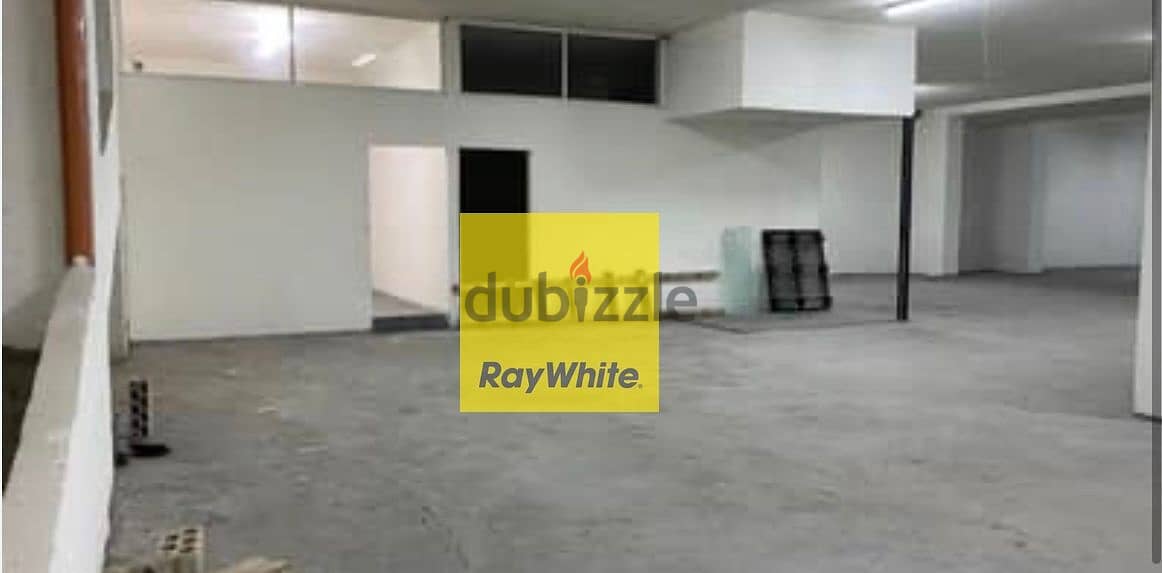 Beautiful Warehouse For Sale in Sakiet al-janzeer مستودع جميل للبيع 0