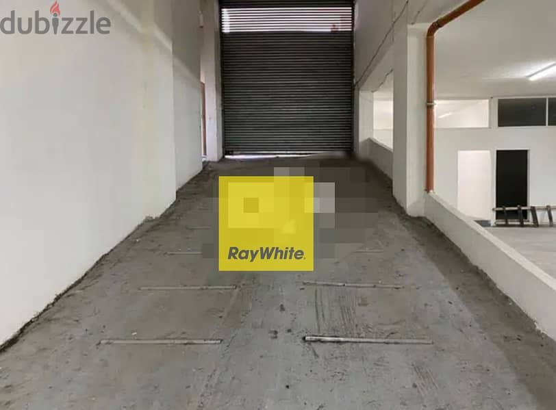 Beautiful Warehouse For Sale in Sakiet al-janzeer مستودع جميل للبيع 1