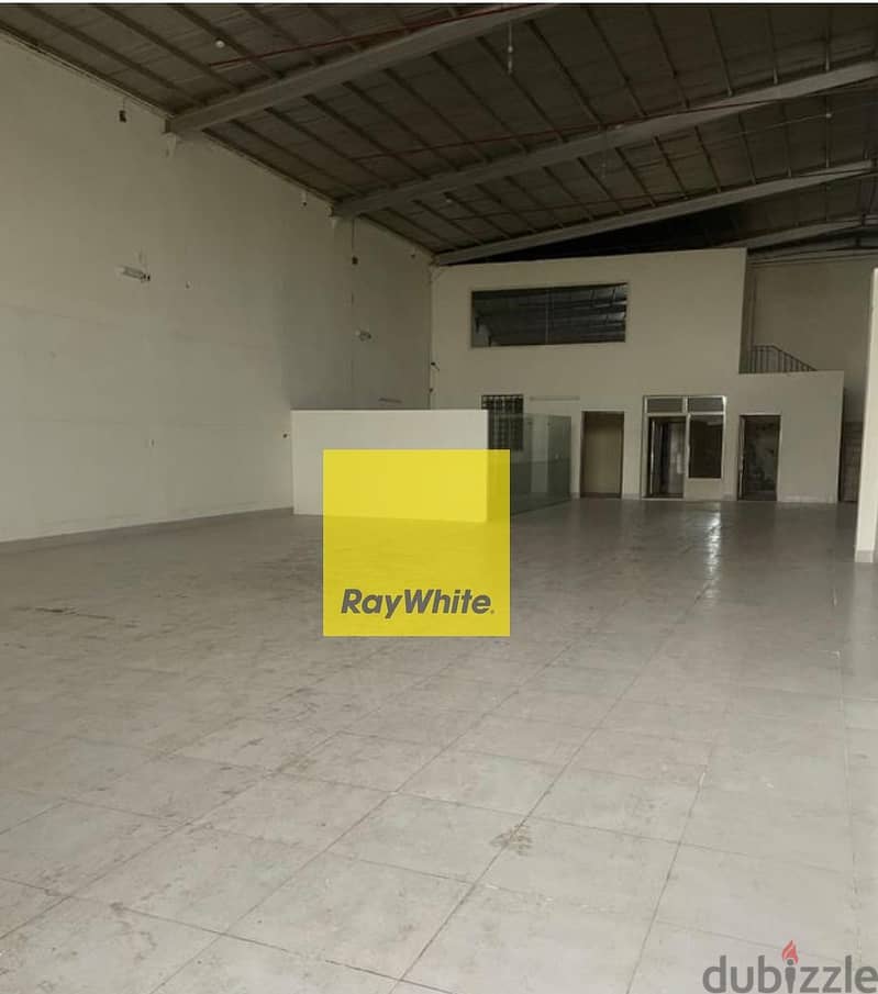 Beautiful Warehouse For Sale in Sakiet al-janzeer مستودع جميل للبيع 3