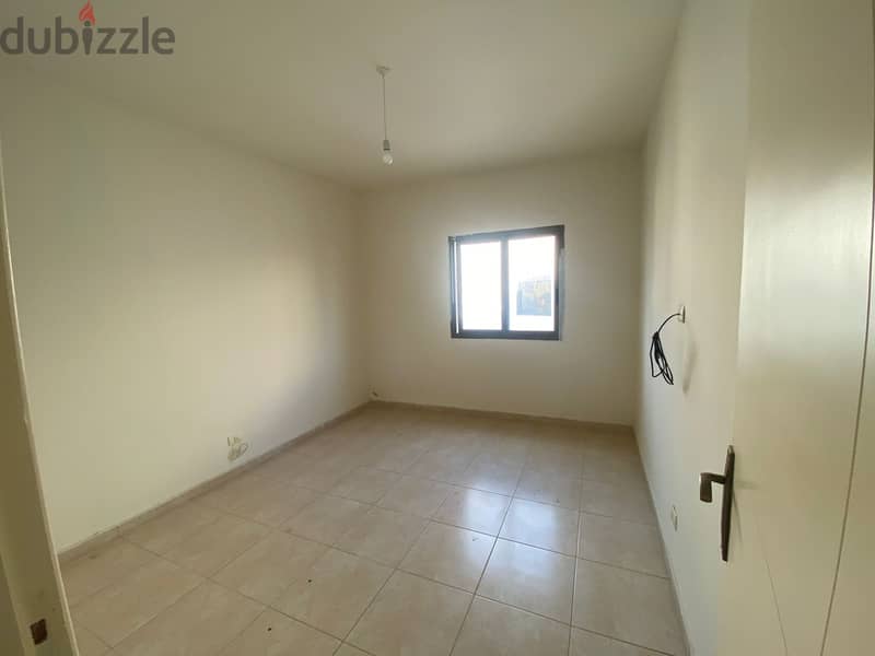 150m2  apartment for rent having mountain view in Mansourieh 2