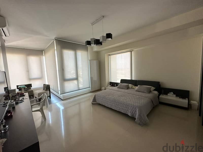 L12816-Unfurnished Apartment with Sea View For Sale in Pasteur 4