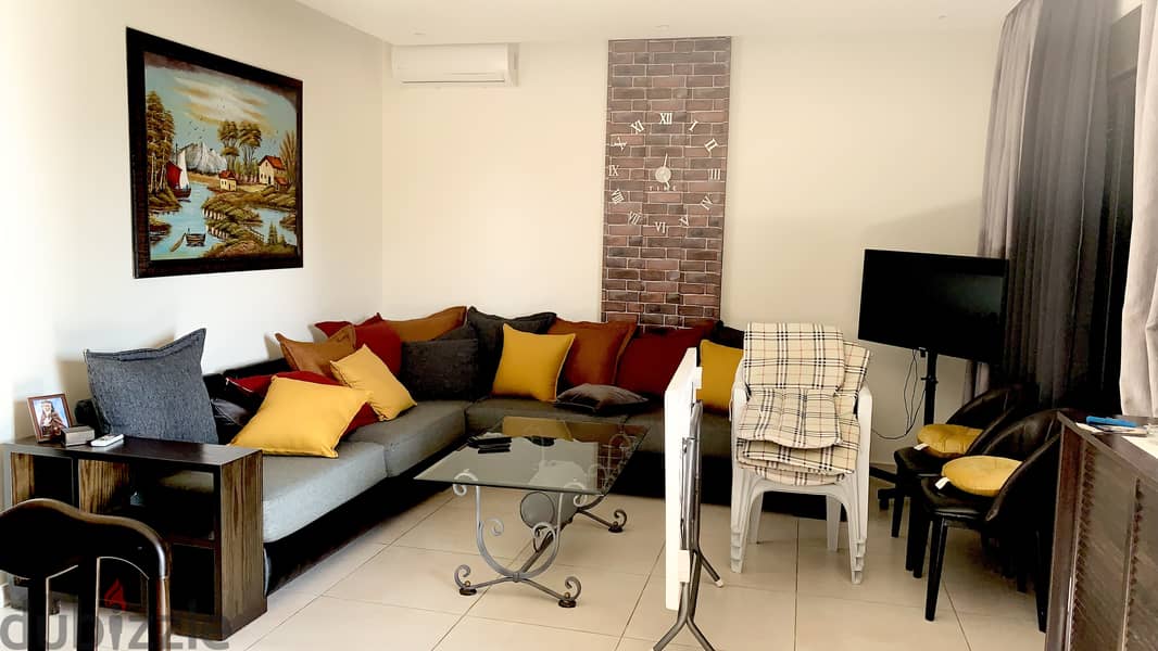 RWB153MT - Apartment for rent in Jbeil شقة للإيجار في جبيل 3