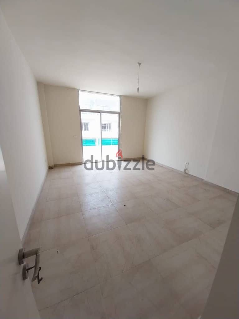 330 Sqm | Apartment For Sale  In Furn El Cheback With Terrace 2