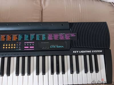 Casio keyboard CTK - 520 L with Key Lighting System