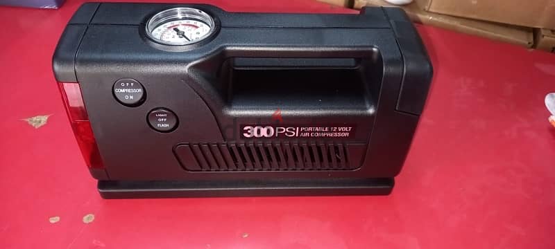 Tire inflator Coido made in Taiwan 12V 3