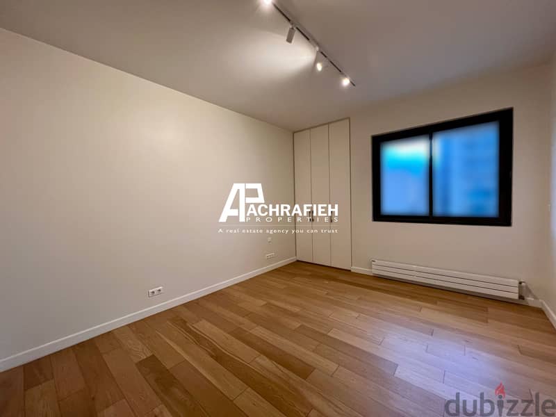 Apartment For Sale In Achrafieh - شقة للبيع في الأشرفية 17