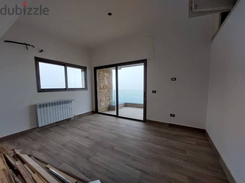 Open View Apartment in Beit Meriشقة كبيرة مطلة على البحر في بيت مري 1