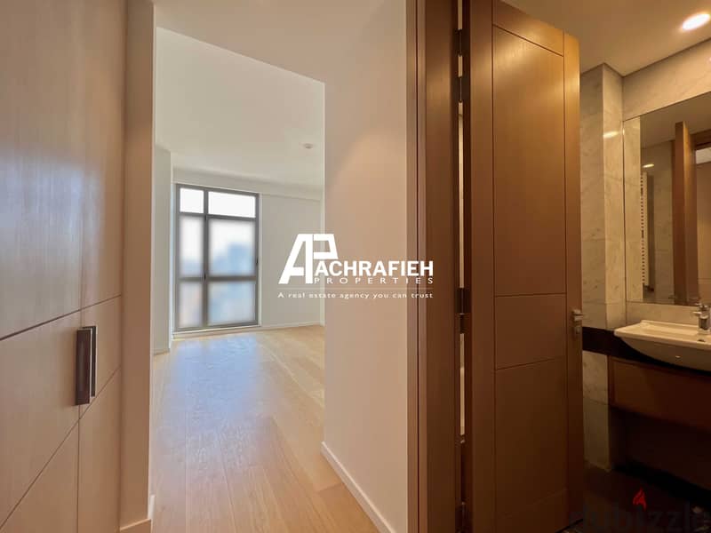 Apartment For Rent In Achrafieh - شقة للإجار في الأشرفية 17