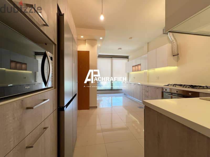 320 Sqm - Golden Area - Apartment For Rent In Achrafieh 3