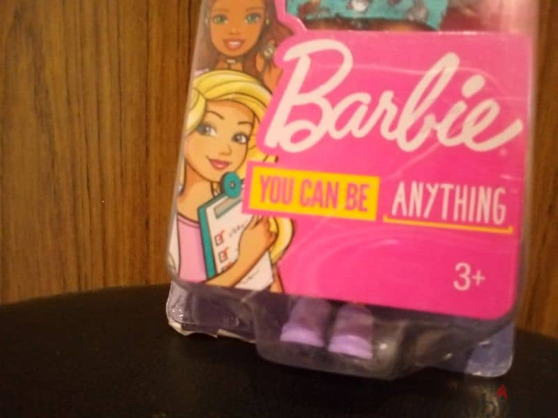 Barbie YOU CAN BE ANYTHING PET VET Hispanic Boxed doll+Small Cat=25$ 1