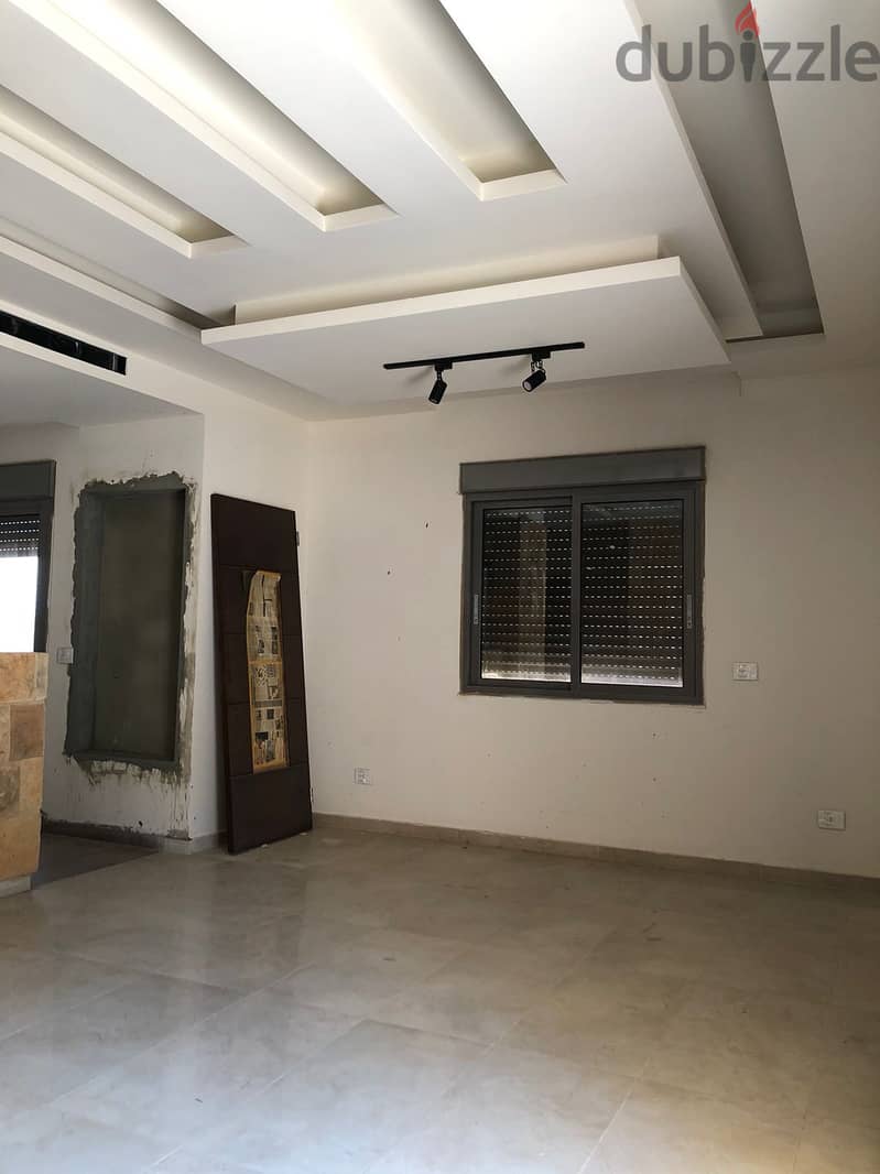 New 2 Bed Terrace Apartment in Baabdat! شقة جديدة للبيع في بعبدات 3
