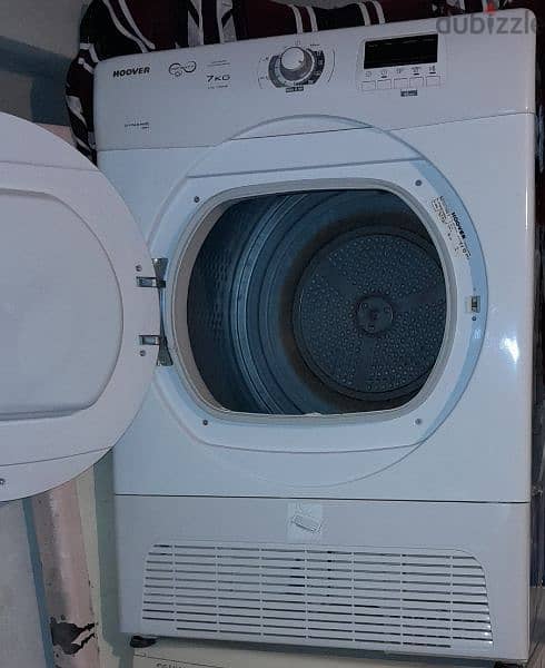 dryer in an excelent condition used for a short timeنشافة ملابث ممتازة 1