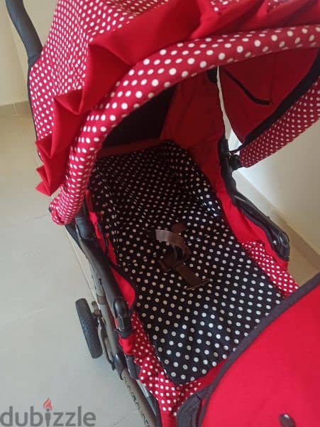 Graco stroller. ( mickey and minnie mouse style) 4