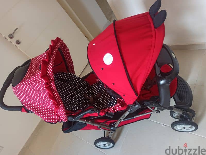 Graco stroller. ( mickey and minnie mouse style) 5