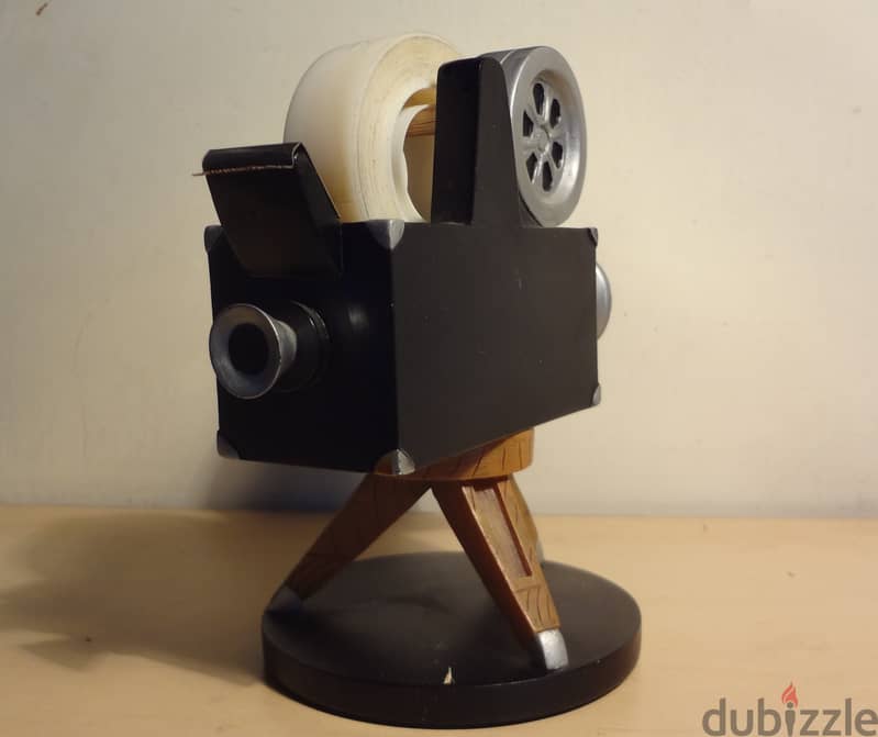 Universal studios decorative wooden scotch tape dispenser camera figur 2