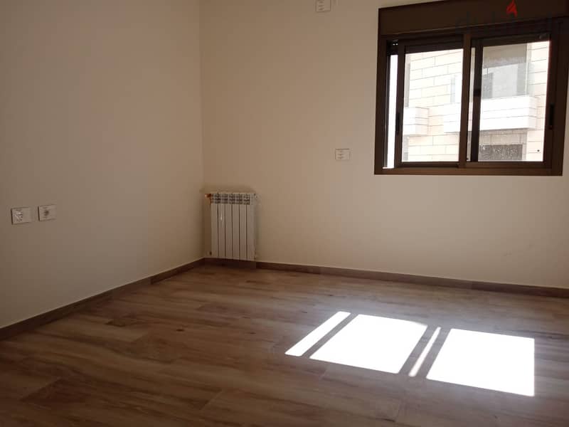 Apartment for sale in Baabdat شقه للبيع في بعبدات 8