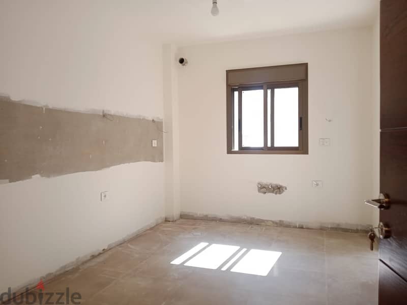 Apartment for sale in Baabdat شقه للبيع في بعبدات 10