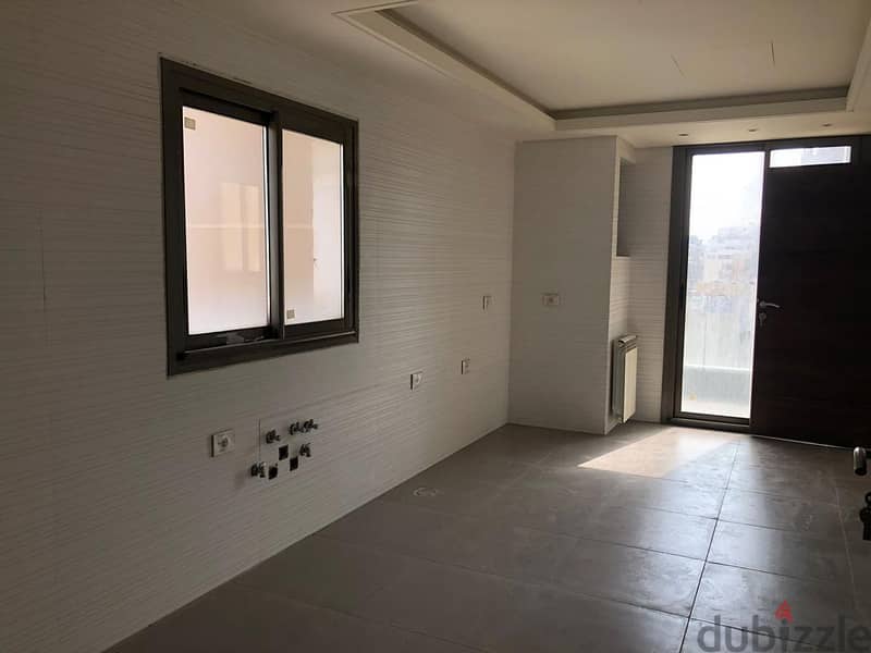 236 m² Luxury apartment for sale in Ashrafieh! شقة فخمة للبيع 5