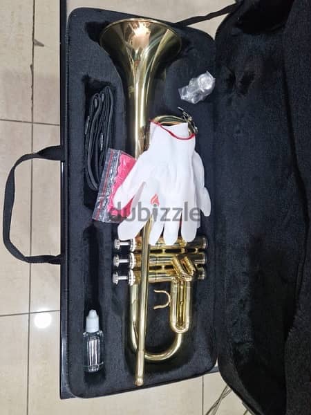 trumpet bach gold package ترومبيت جديدة مع كامل اغراضها 3