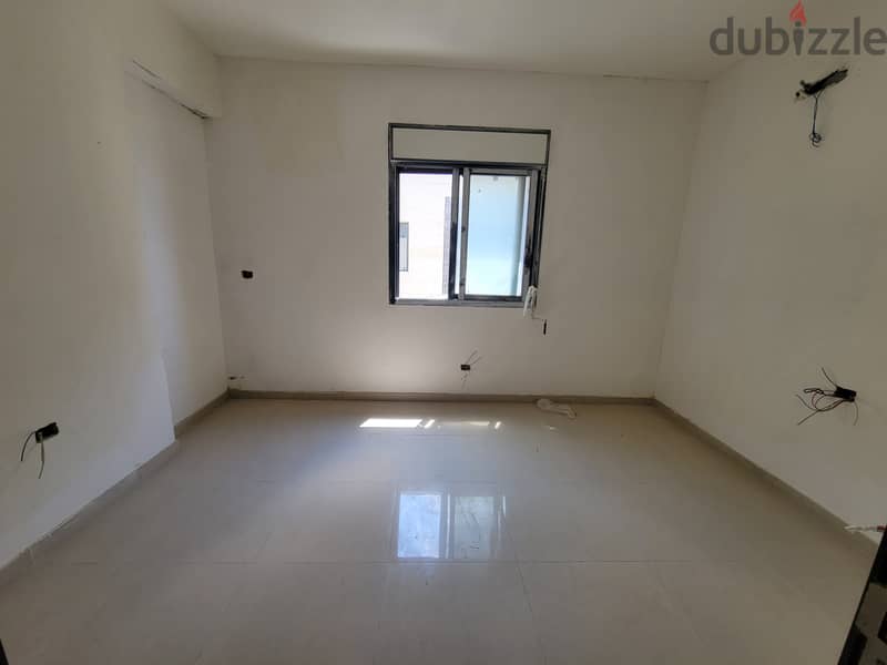 RWB124CH - Apartment for sale in Fidar Jbeil شقة للبيع في فيدار جبيل 2