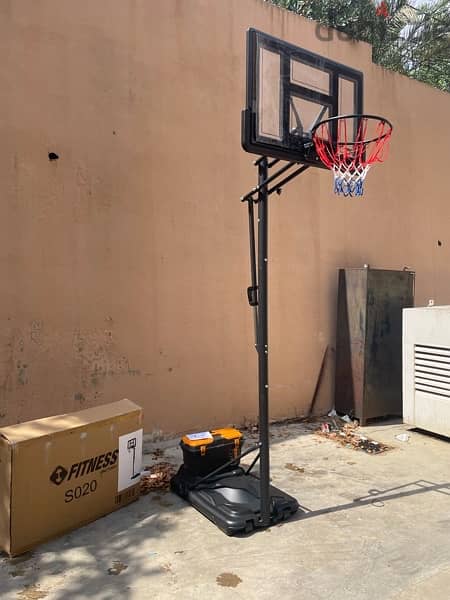 Basketball Hoop hydrolic adjustable system 3