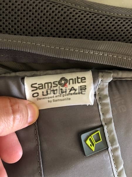 samsonite backpack like new 4