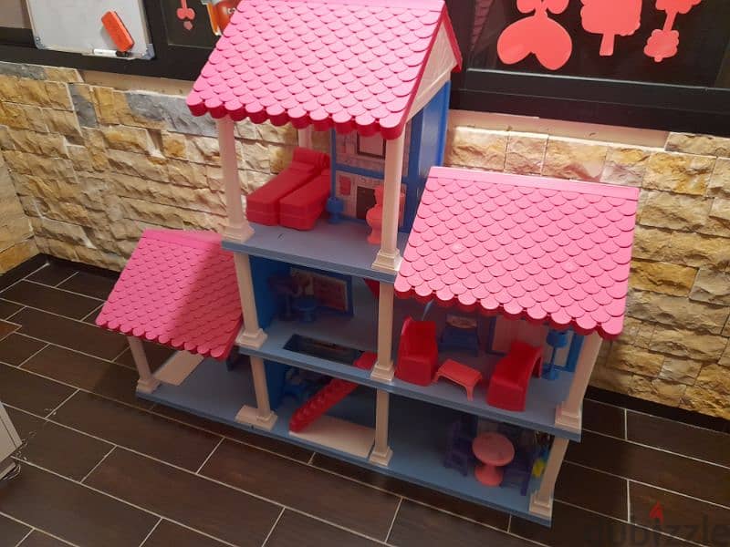 Delightful Dollhouse – American Plastic Toys