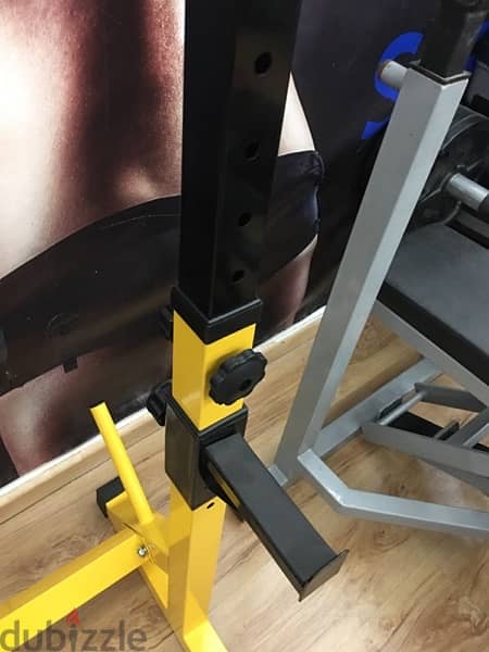 squat and bench rack new heavy duty very good quality 4